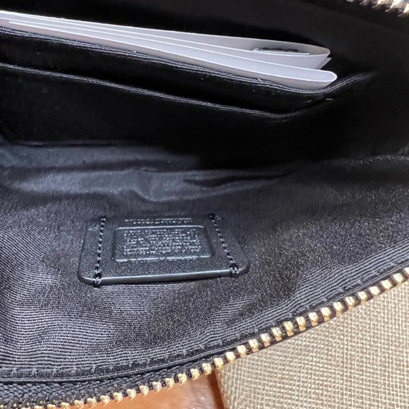 COACH LimitedEdition wristlet & BathBody set BASKET BUNDLE w/pompom & Woodstock! - Picture 11 of 12